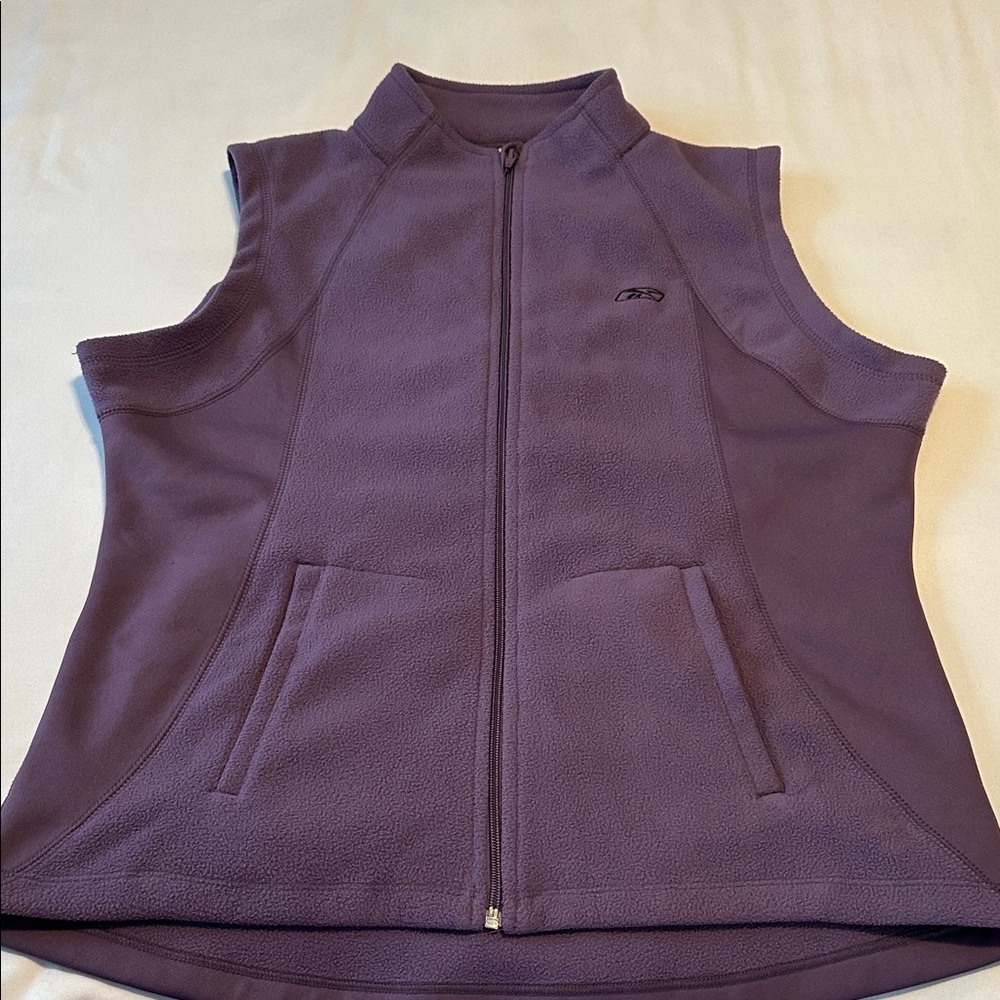 Reebok Women's Lavender Sleeveless Vest